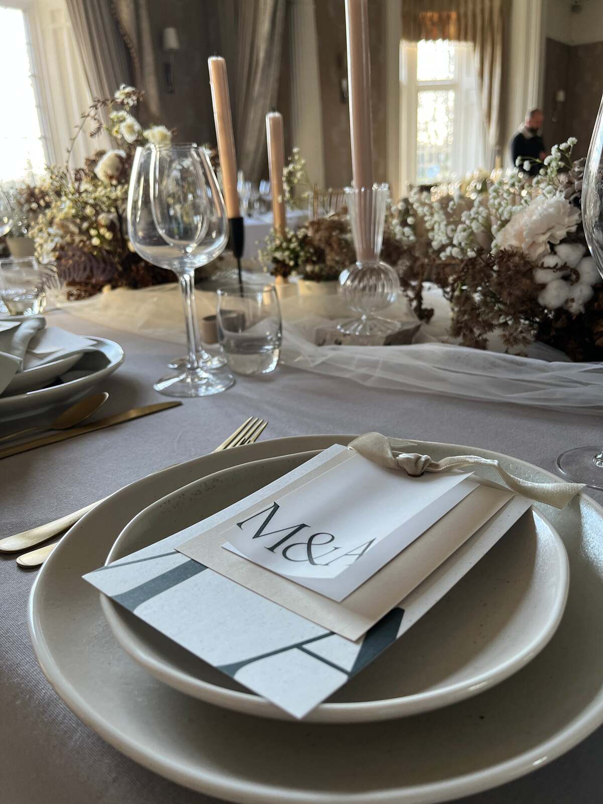 Annie Place Setting