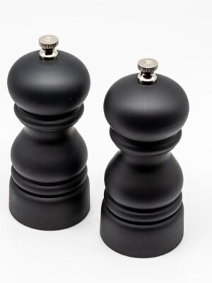 Sharing Salt & Pepper