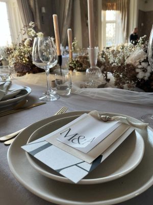 Annie Place Setting